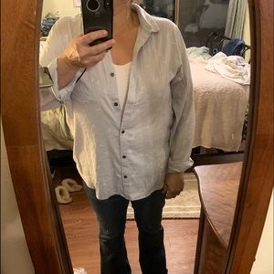 🎈 5/$25 🎈 SO perfect top button up